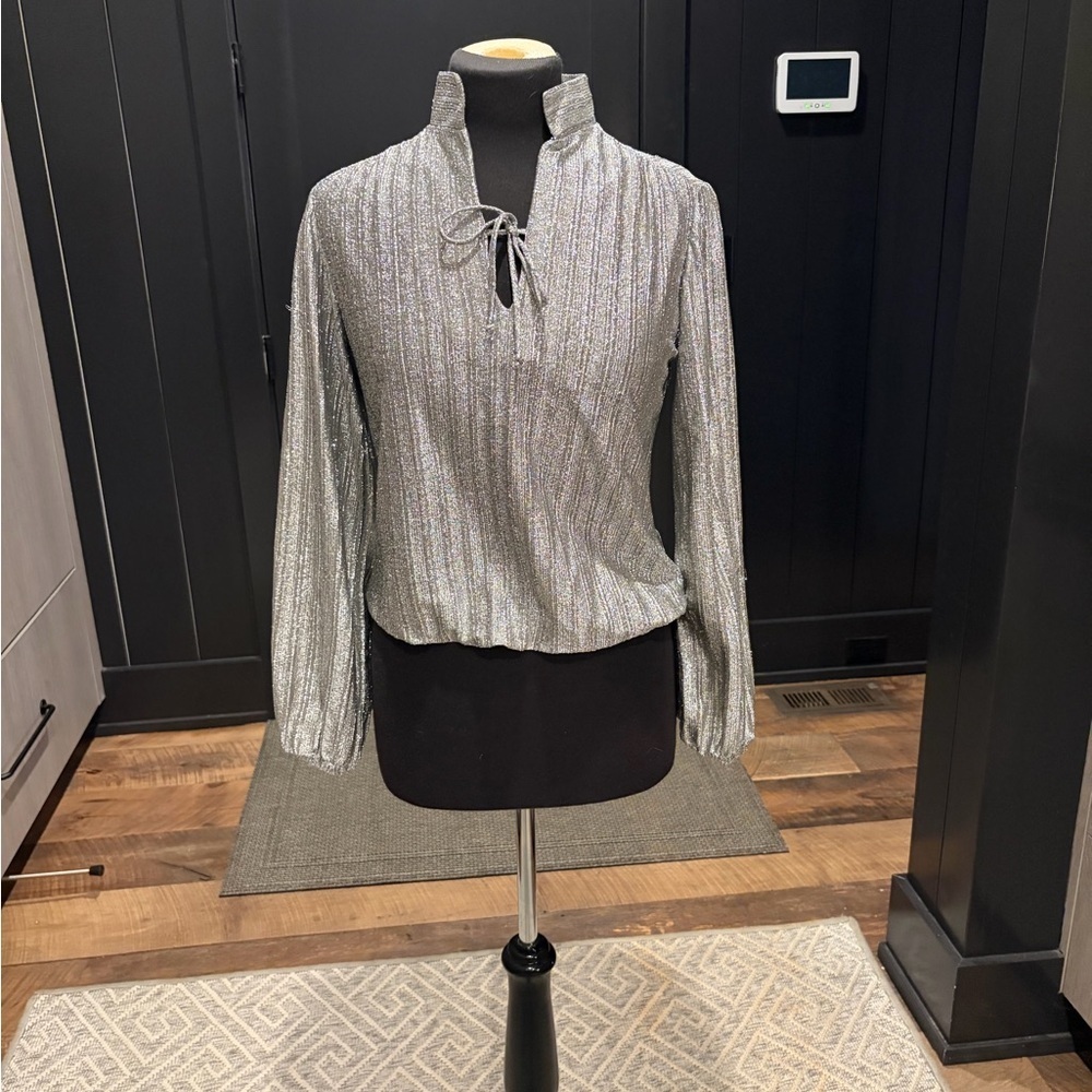 Vintage Judy Bond Silver Metallic Ribbed Tie-Neck Top